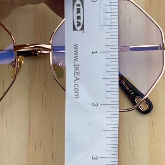 Rose gold geometric clear glasses - Picture 4 of 11